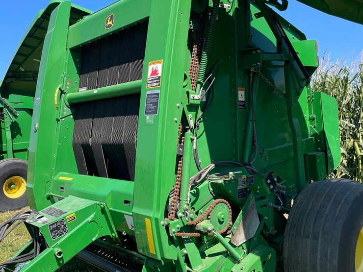 2013-john-deere-569-premium-image-33