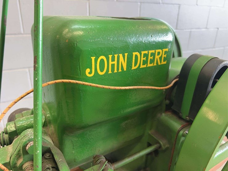john-deere-e-1-1/2hp-engine-image-20