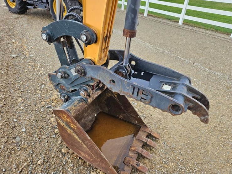 #382-•-2017-hyundia-rolex-60cr-9a-excavator-image-9