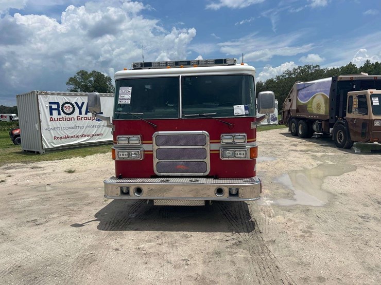 2003-pierce-tilt-cab-foam-pumper-fire-truck-image-32