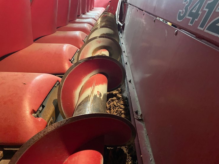 case-ih-3412-image-40