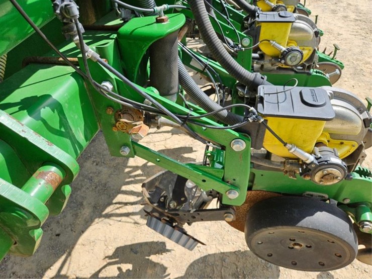 #225-•-westfield-130-71-13"-grain-auger-image-34