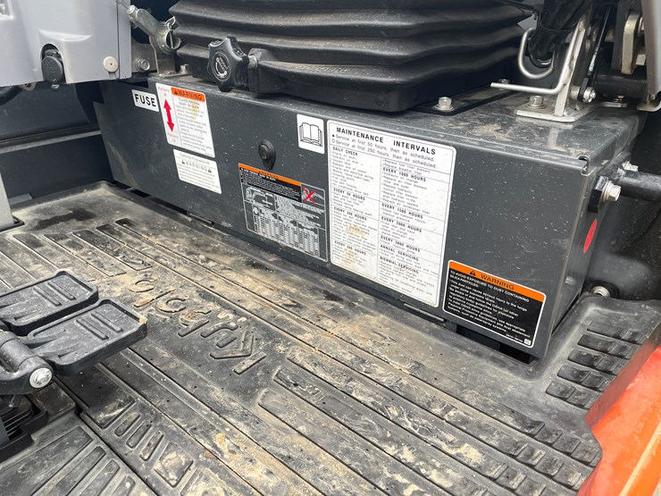 kubota-u35-4-image-48