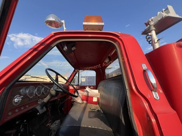 1970-gmc-7000-image-23