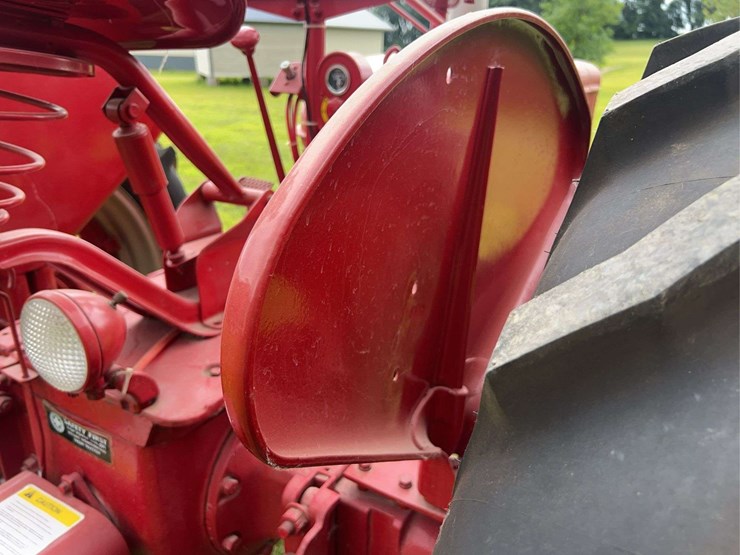 1944-farmall-h-distillate-image-37