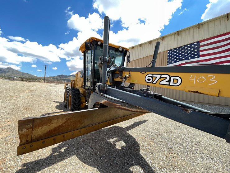 deere-672d-image-68