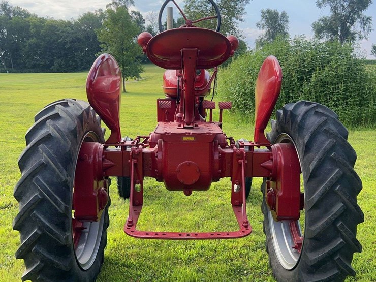 1944-farmall-hv-image-4