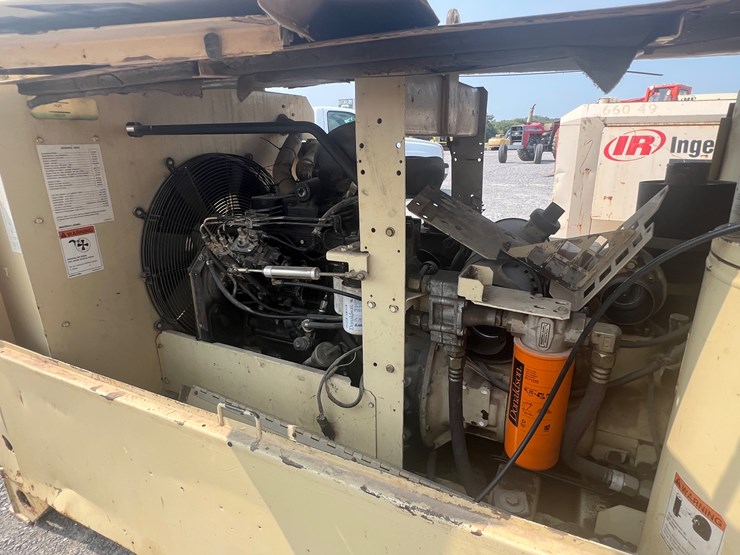 2001-ingersoll-rand-p375wcu-image-9