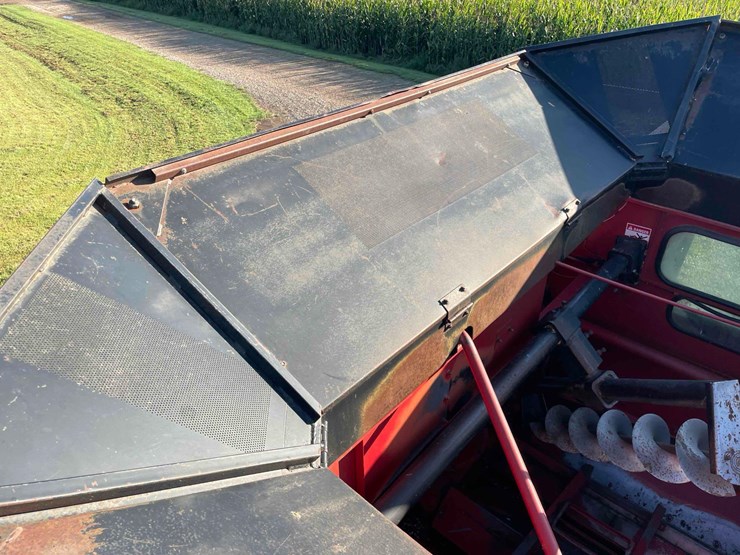 1997-case-ih-2166-image-70