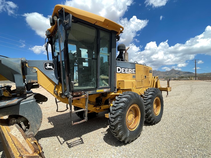 deere-672d-image-43