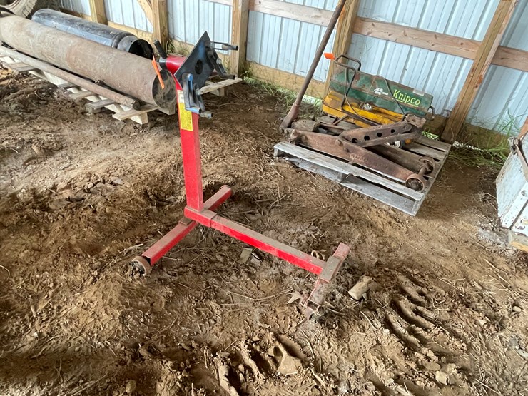#5518-•-1,000-lb-capacity-engine-stand-image-3