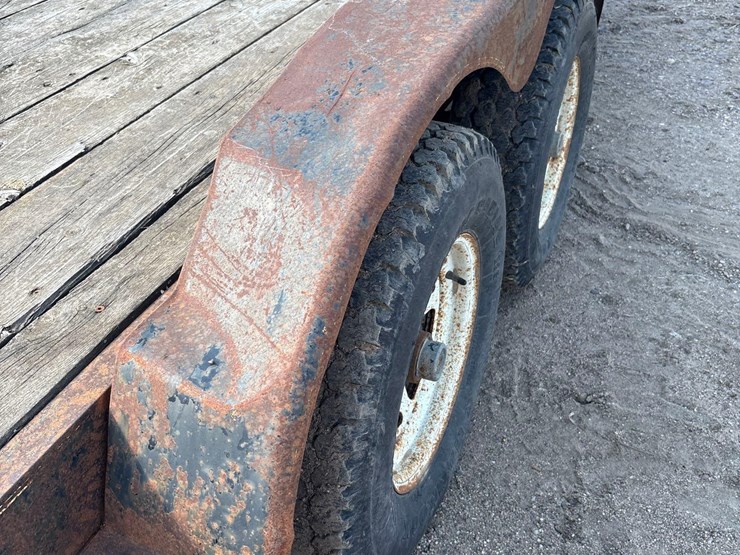 2000-car-trailer-14ft-with-2ft-beaver-image-21