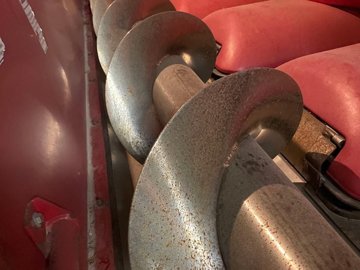 case-ih-3412-image-34