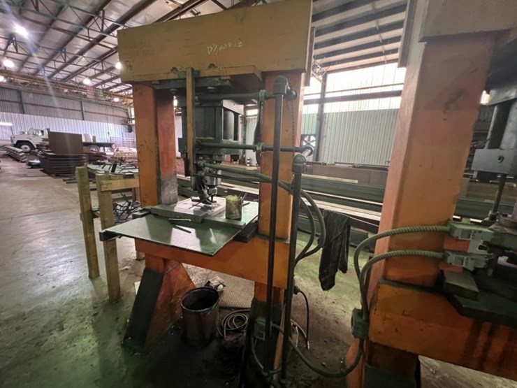 hydraulic-single-end-punch-machine-image-3