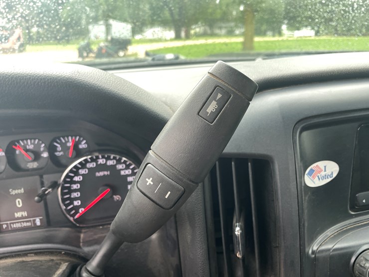 #112-•-2015-chevy-2500-diesel-4x4-pickup-(has-wi-title)-image-54
