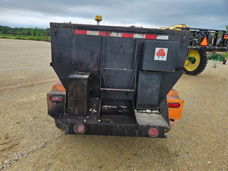 #354-•-km-industries-hot-box-asphalt-trailer-image-20
