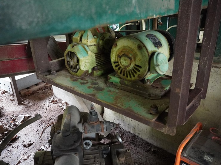 #130-•-outfeed-rolls-with-board-splitter-image-18