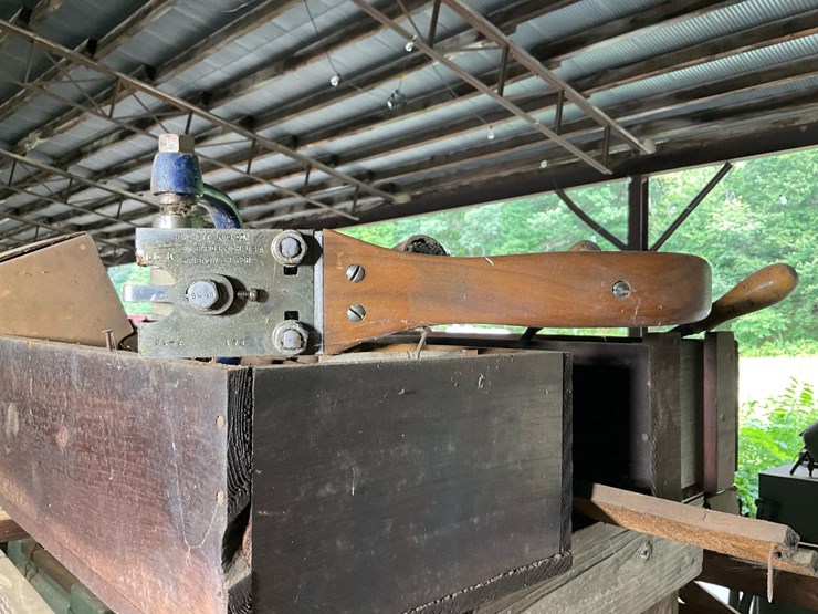 #147-•-hanchett-band-taper-roller-image-8
