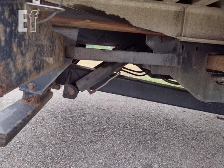 2019-18-freightliner-m2-106-rollback^title^-9506-image-31