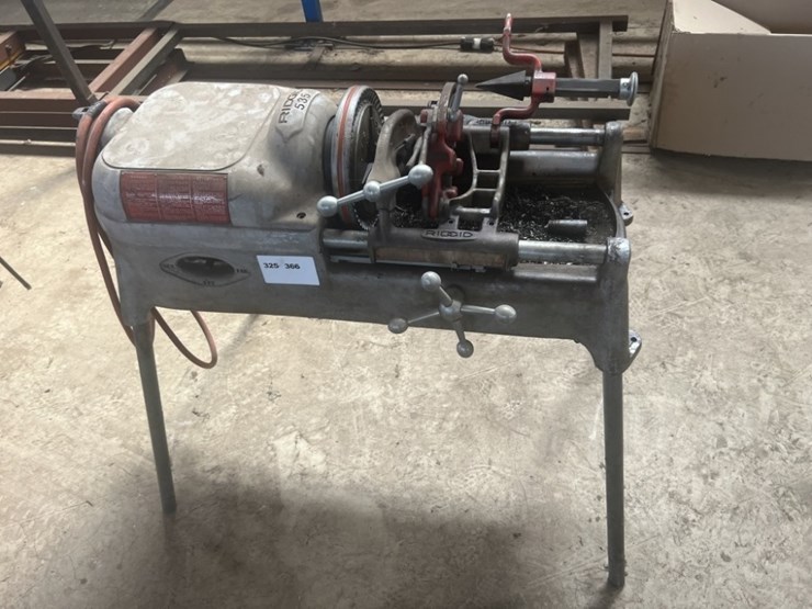 ridgid-535-pipe-threader-image-1
