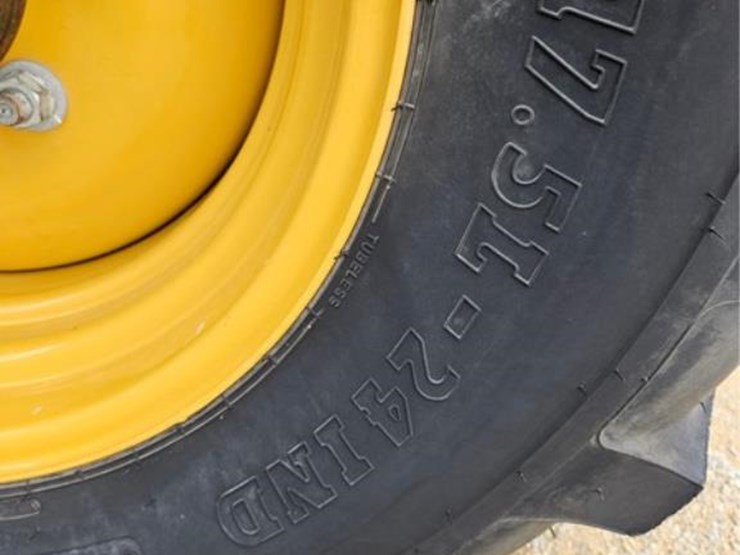 caterpillar-th407c-image-48