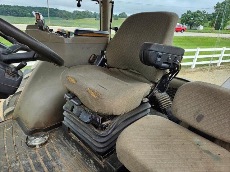 case-ih-mx285-image-50