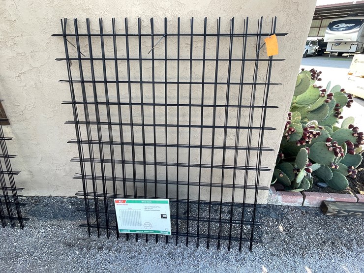 #4036-•-wire-mesh-panels-image-3