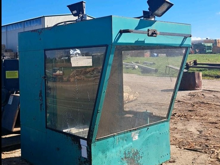 #276-•-helle-operators-cab*-image-5