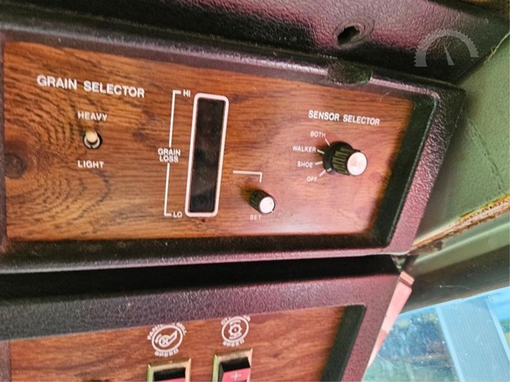 1985-massey-ferguson-860-image-58