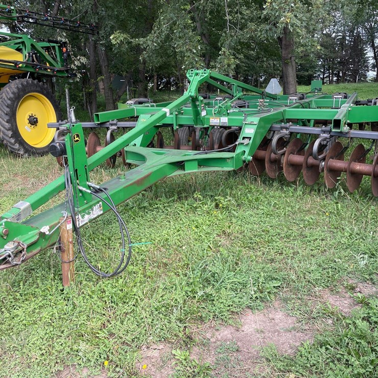JOHN DEERE 512