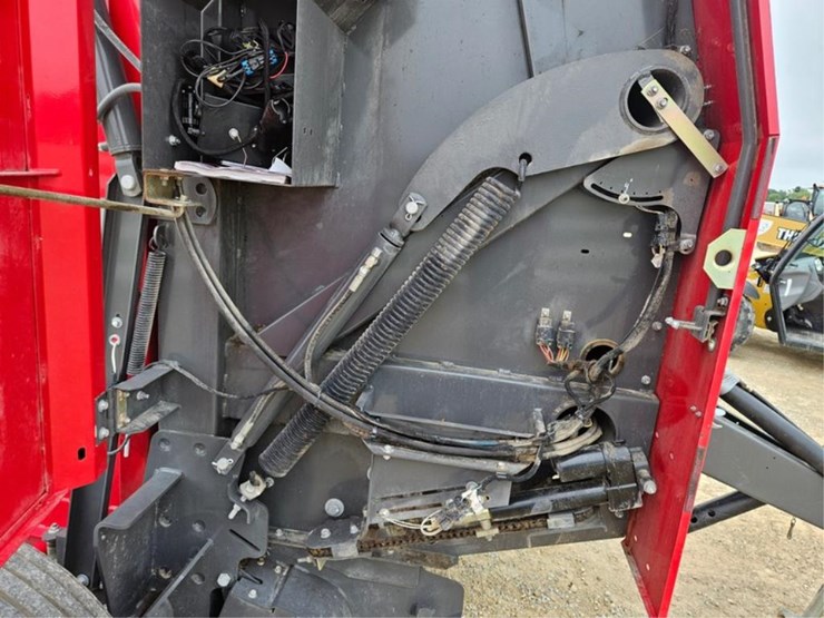 massey-ferguson-1745-image-21