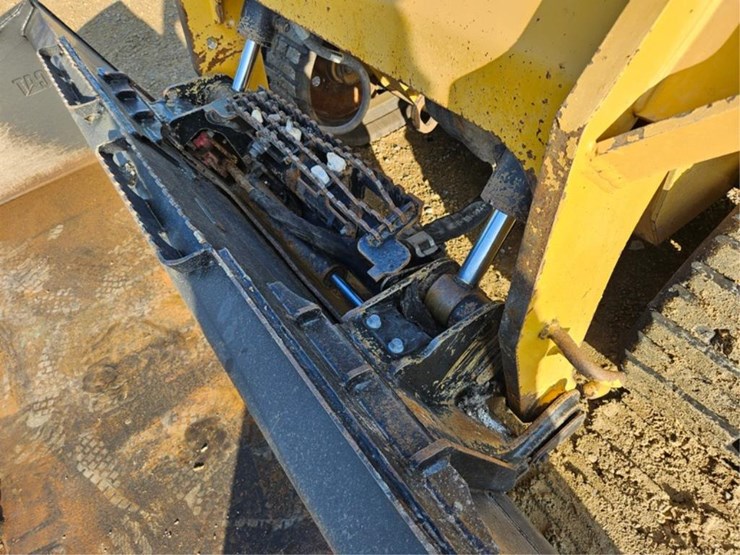 caterpillar-299d3-image-13