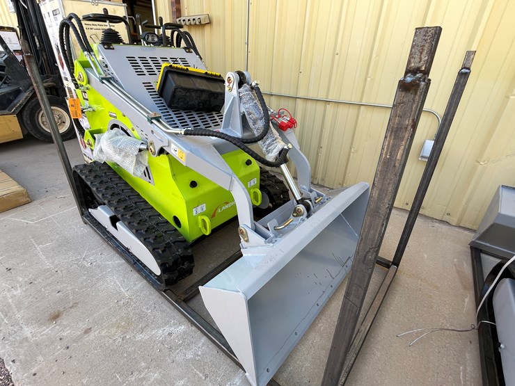 #4601-•-landhero-mini-skid-steer-loader-image-2