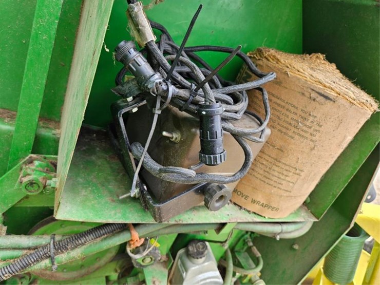 john-deere-435-image-26