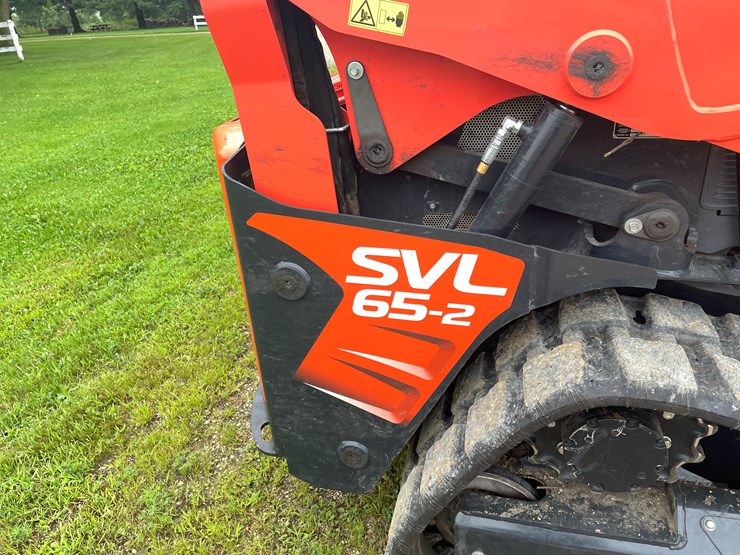 kubota-svl65-2-image-15
