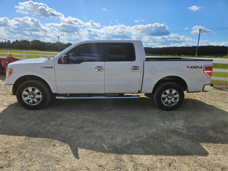 2012-ford-f150-xlt-image-2
