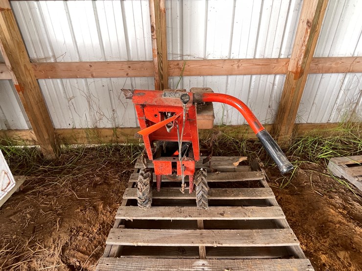 #5522-•-gilson-brothers-co.-rototiller-image-2