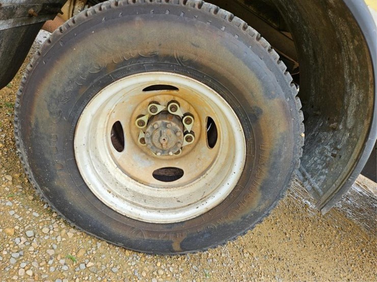 2019-ford-e450-image-27
