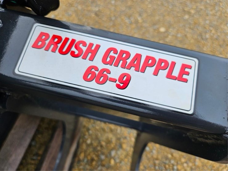 #399-•-stout-66-9-brush-grapple-bucket-image-14