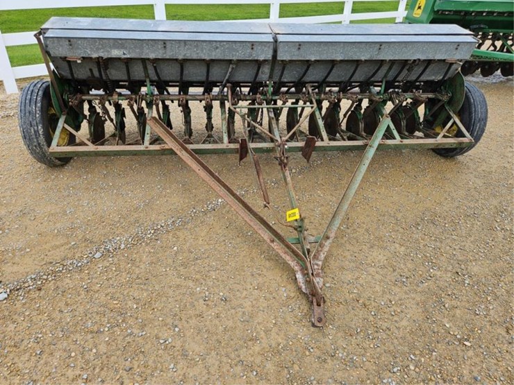 john-deere-11-image-9