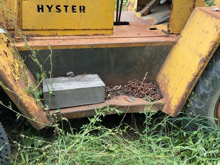 #205-•-hyster-forklift-image-32