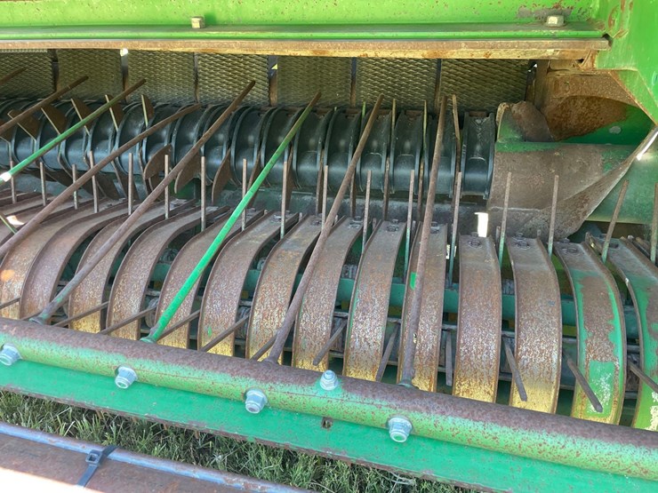 2018-john-deere-560r-image-16