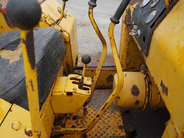 deere-350b-image-31