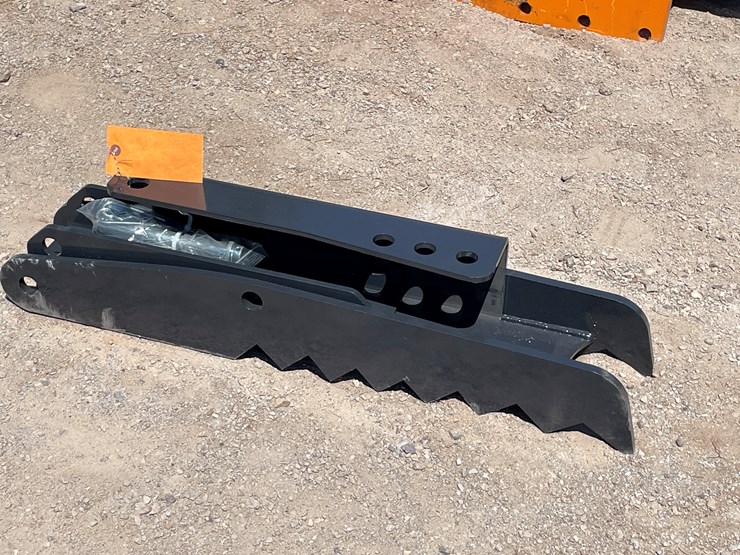 #4576-•-wolverine-vevor-32"-hydraulic-backhoe-excavator-thumb-image-1
