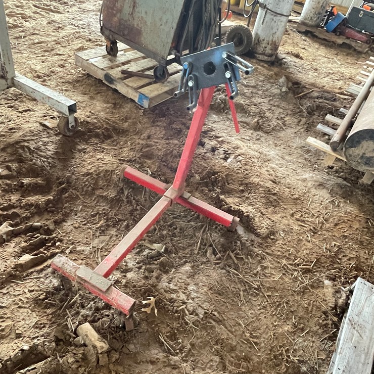 #5518 • 1,000 LB Capacity Engine Stand