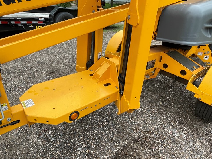 #108-•-2021-haulotte-3522a-towable-boom-lift-image-11