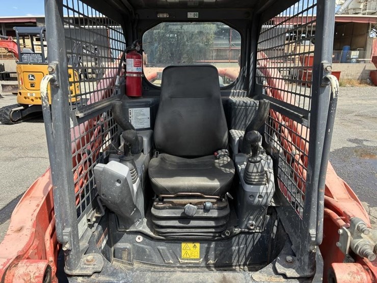 2018-kubota-svl95-2s-image-13