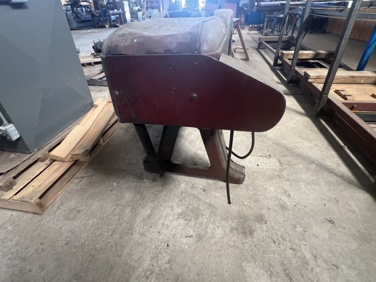 johnson-model-j-horizontal-band-saw-image-5