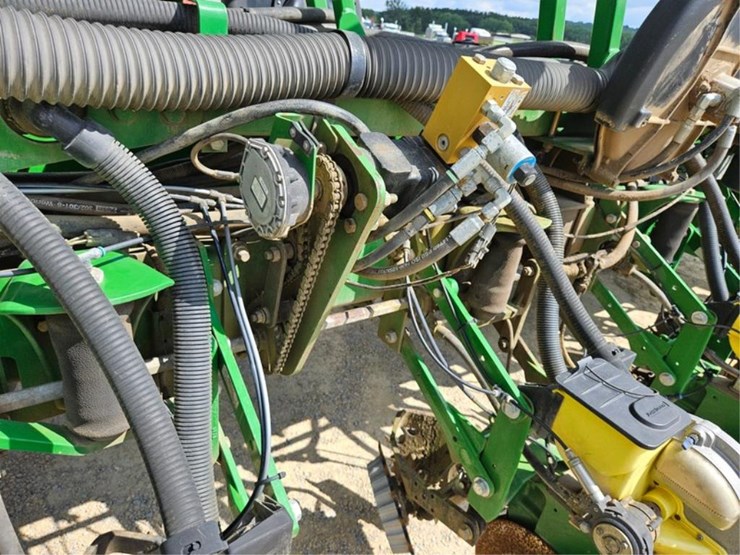 #225-•-westfield-130-71-13"-grain-auger-image-51