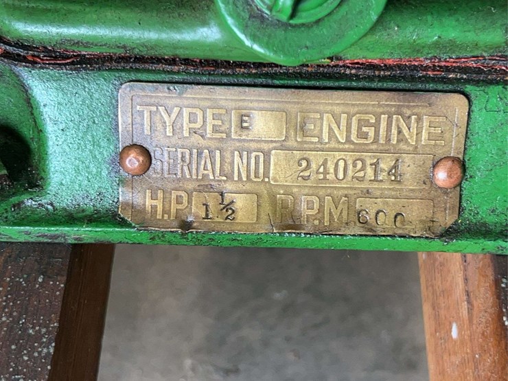 john-deere-e-1-1/2hp-engine-image-29